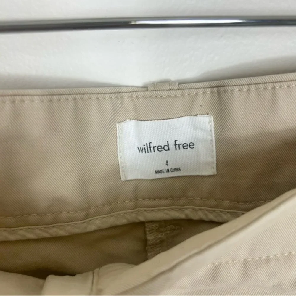 Aritzia Wilfred Free Day-Off Pant High-waisted, pleated pants 4 - Picture 5 of 7